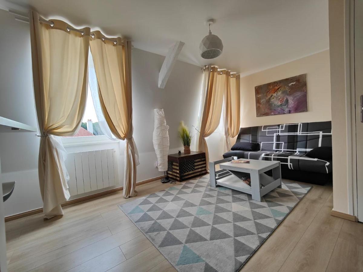 Appartement En Residence Жизор Экстерьер фото